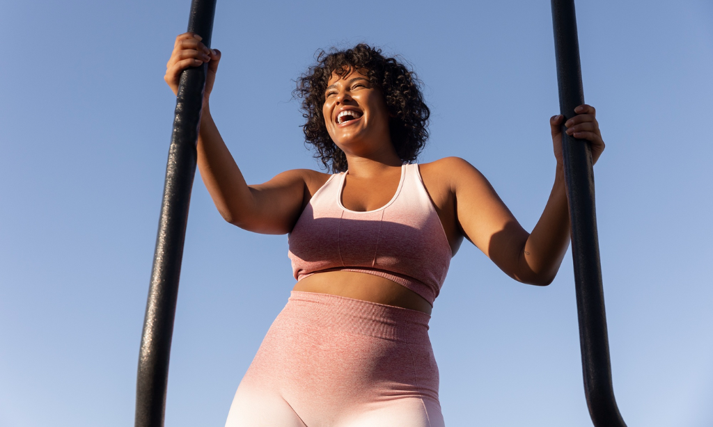Woman exercising outdoors, representing daily movement and lifestyle habits that support healthy circulation