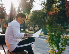 Stress, Screens, and Skipped Meals: How Modern Life Disrupts Gut Health